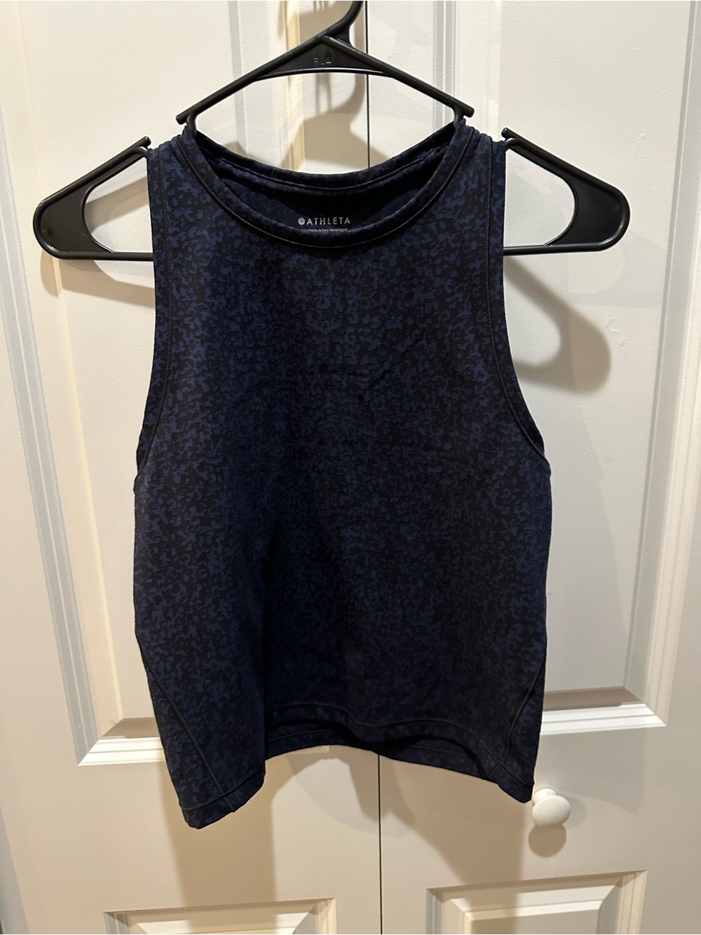 Athleta Women’s Navy Patterned T back Tank Top size MT